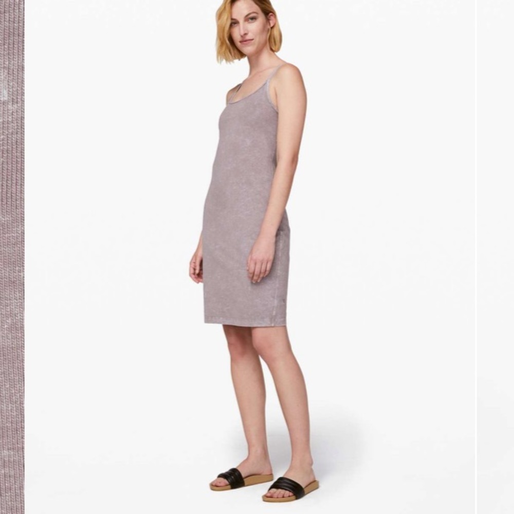 Lululemon Athletica Inner Glow Bodycon Dress • Washed Half Moon • Grey • 6 • EUC